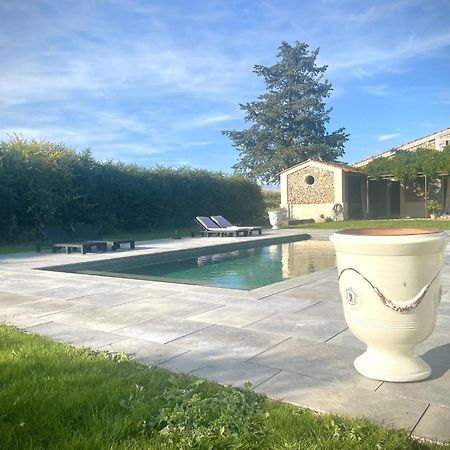 Les Mazets Du Pas Hotell Gréoux-les-Bains Exteriör bild