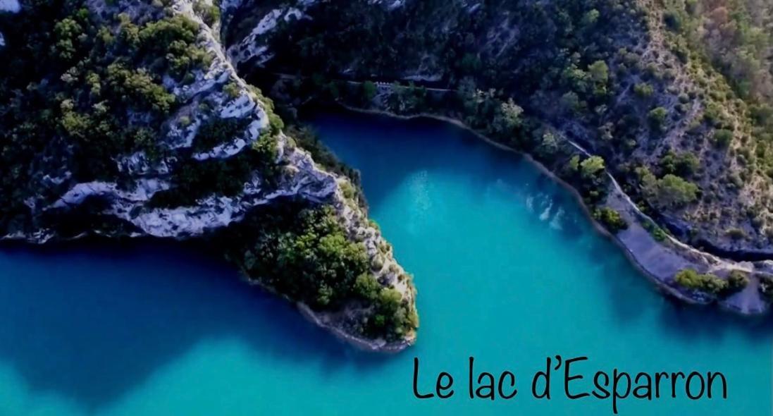 Les Mazets Du Pas Hotell Gréoux-les-Bains Exteriör bild