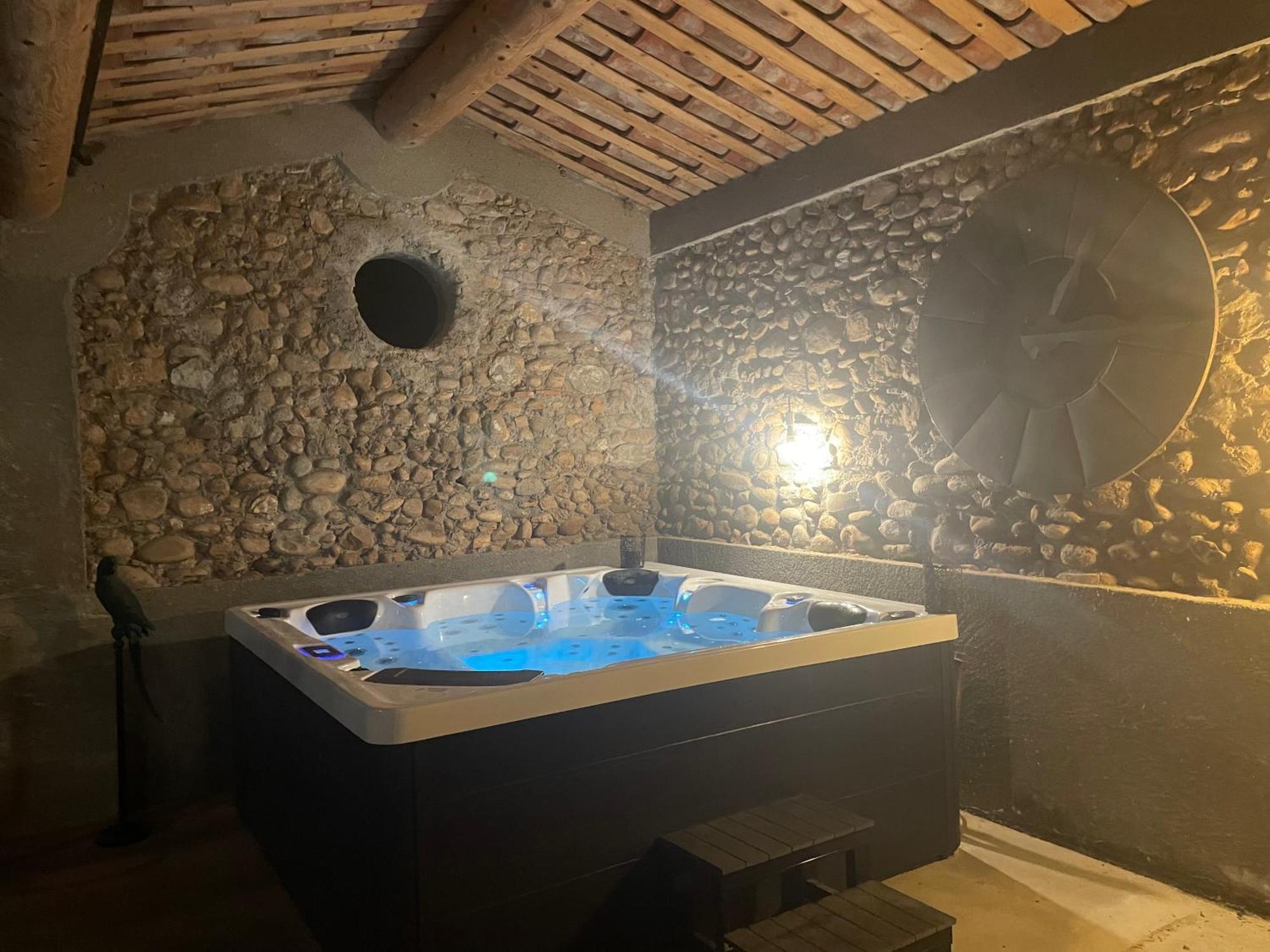Les Mazets Du Pas Hotell Gréoux-les-Bains Exteriör bild